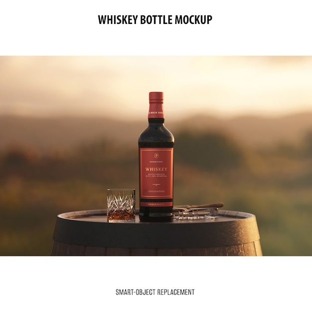 Bezpłatny plik PSD makieta butelki whisky
