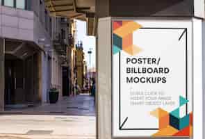 Bezpłatny plik PSD makieta miejskich billboardów