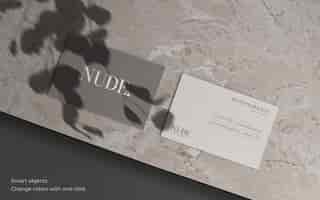 Bezpłatny plik PSD makieta wizytówki z cieniem botanicznym i fakturą marmuru