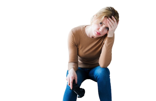 Portret kobiety grającej w gry wideo
