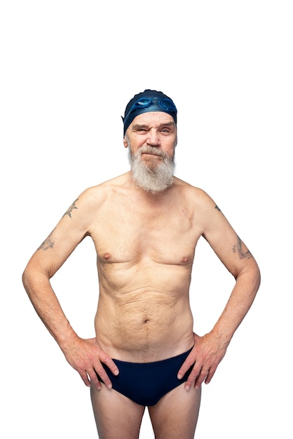 Bezpłatny plik PSD portret starszego mężczyzny ze sprzętem do pływania