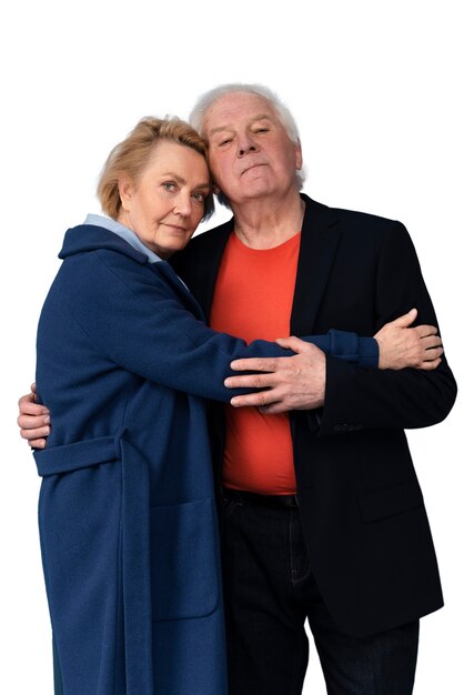 Portret w studiu kochającej się starszej pary