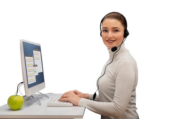 Pracownik call center przy biurku