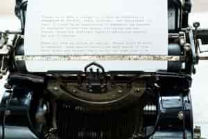 Bezpłatny plik PSD widok z lotu ptaka retro maszyna do pisania