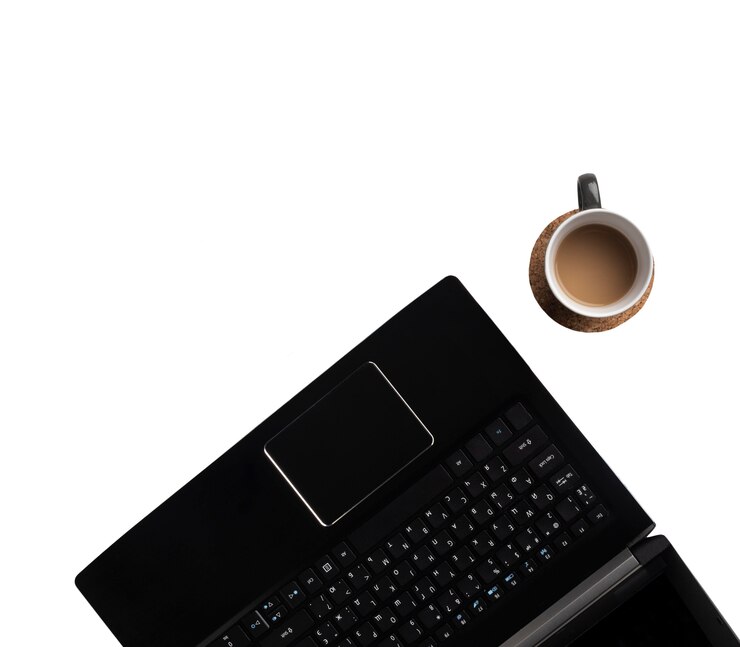 Bezpłatny plik PSD zbliżenie do laptopa odizolowanego