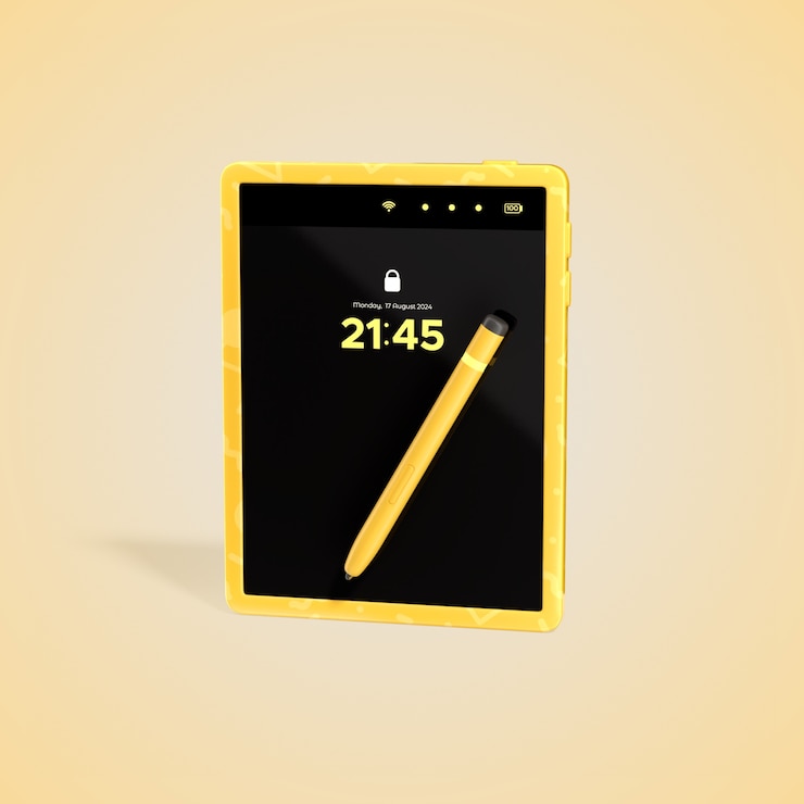 Bezpłatny plik PSD żółty tablet i stylus na czarnym ekranie