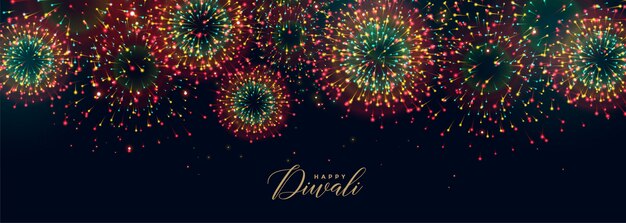 Kolorowi festiwali fajerwerki w niebie dla diwali sezonu