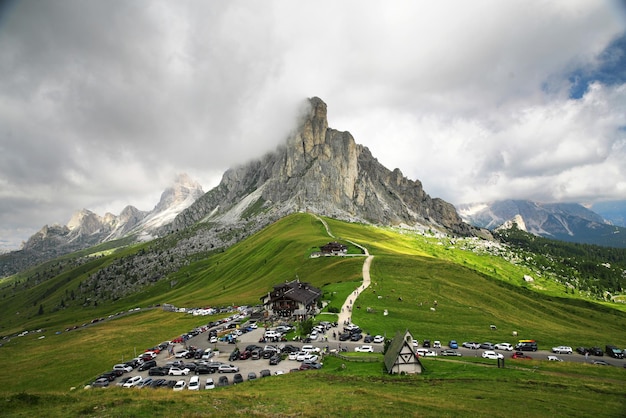 Bezpłatne zdjęcie alpy dolomitowe we włoszech