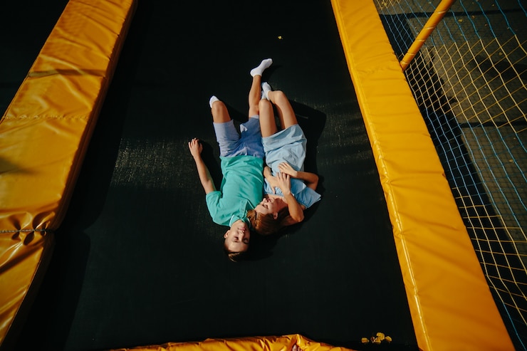 Bezpłatny plik Zdjęcie aparat aktywny styl życia trampolina zielony