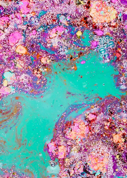 Aquamarine płynne mieszanie z fioletowymi okruchami