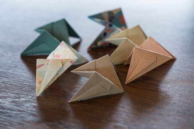 Aranżacja z wykonanym przedmiotem origami