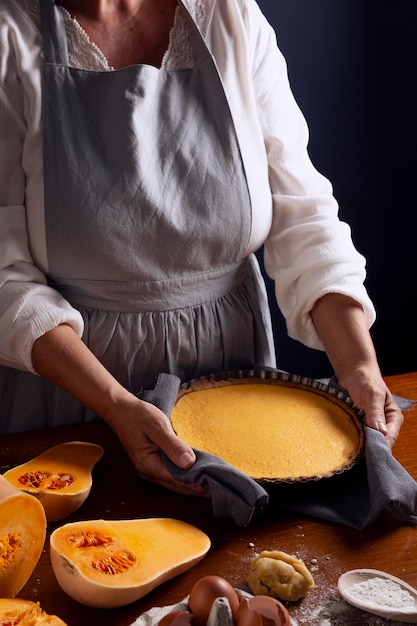 Bezpłatne zdjęcie asortyment do robienia ciasta dyniowego