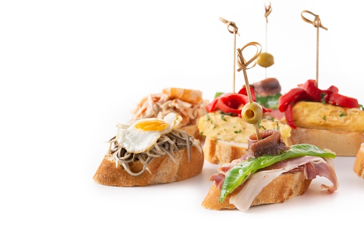 Bezpłatny plik Zdjęcie asortyment hiszpańskich pintxos