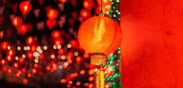 Chińskie lampiony nowego roku w chinatown.