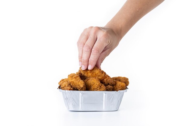 Chrupiący smażony kurczak Kentucky w pudełku
