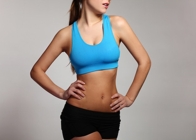 Ciało kobiety w odzieży fitness
