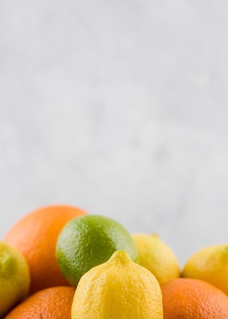 Close-up układ organicznych owoców