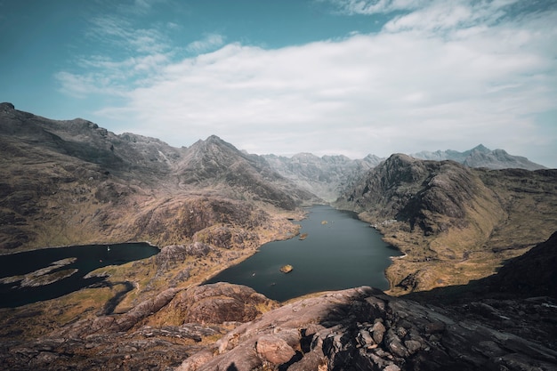 Bezpłatne zdjęcie cuillin na wyspie skye w szkocji