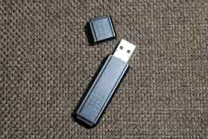 Bezpłatne zdjęcie czarny flash drive