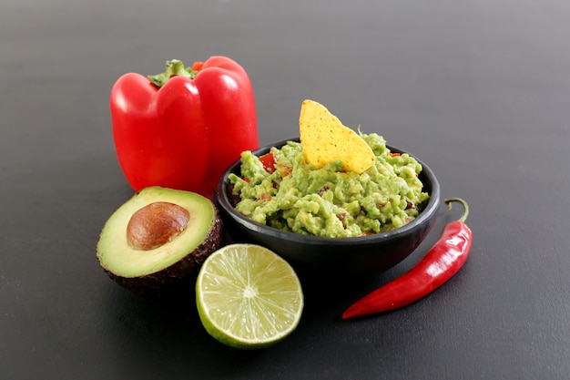 Bezpłatne zdjęcie dip guacamole