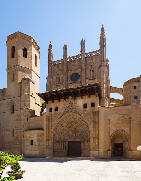 Dzień widok Katedry w Huesca