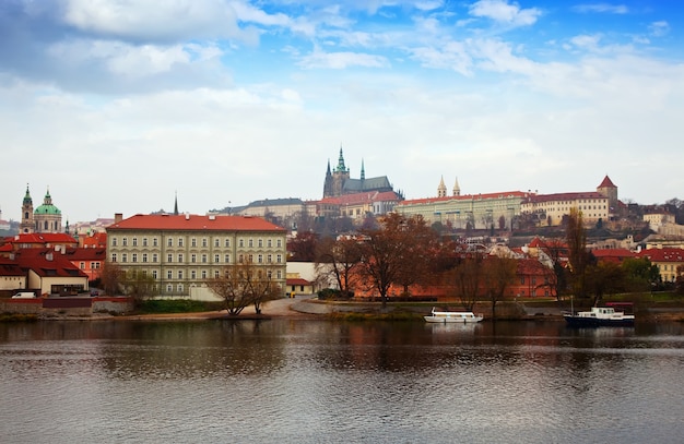 Dzień widok z Pragi