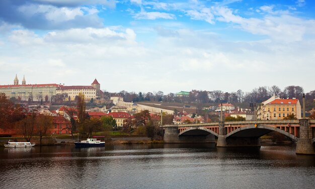 Dzień widok z Pragi