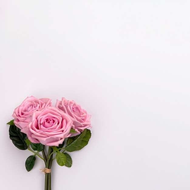 Bezpłatne zdjęcie elegancki bukiet róż