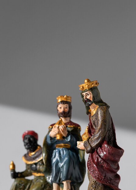 Figurki królów święta Trzech Króli z miejscem na kopię