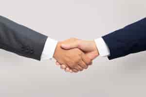 Bezpłatne zdjęcie gest ręki uścisku dłoni umowy biznesowej