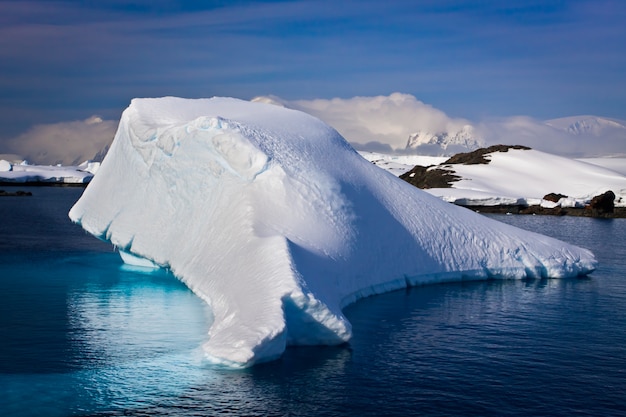 Góra lodowa antarktydy