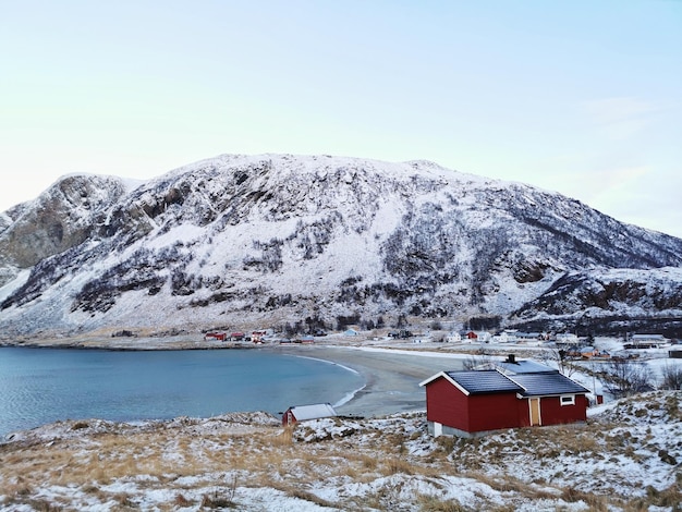 Grotfjorden Na Wyspie Kvaloya W Norwegii