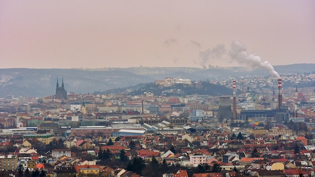 Ikony starożytnych kościołów w Brnie, zamki Spilberk i Pietrow. Czechy - Europa.