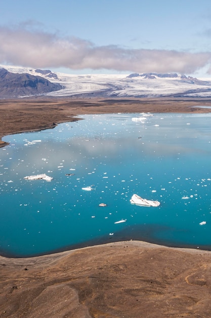 Islandia krajobraz pięknego krajobrazu wodnego