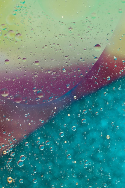 Bezpłatne zdjęcie jasne kolorowe abstrakcyjne tło z bąbelkami