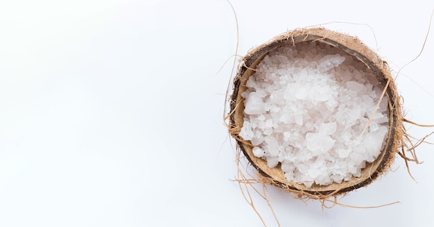 Kokosowy kosz z koncepcją spa sól do kąpieli
