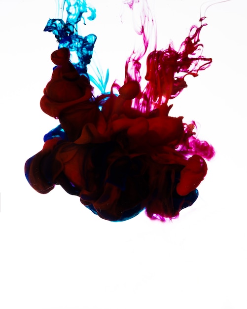Bezpłatne zdjęcie kolorowa płynąca chmura atramentu