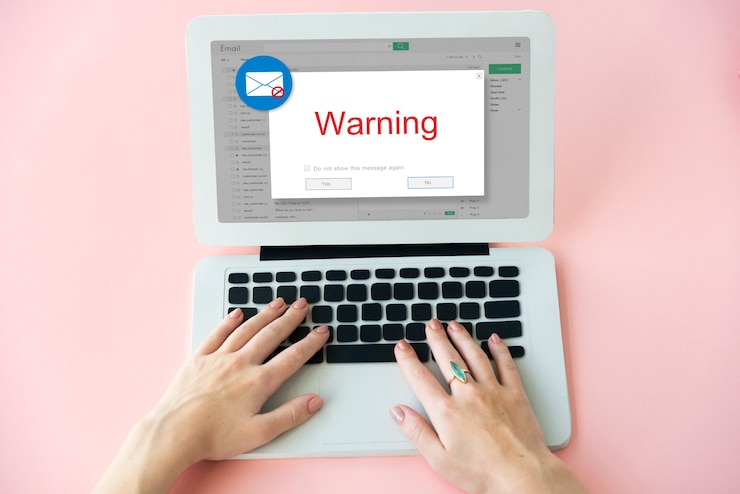 Bezpłatny plik Zdjęcie koncepcja okna wyskakującego wiadomości e-mail