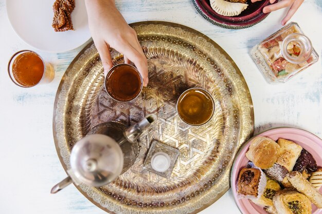 Koncepcja Ramadan z herbatą