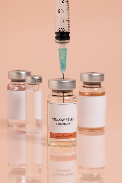 Bezpłatne zdjęcie koncepcja szczepionki przeciw żółtej febrze