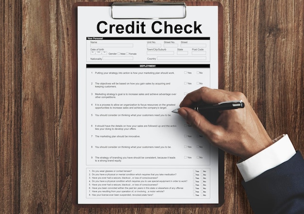 Bezpłatne zdjęcie kontrola kredytowa formularz wniosku o rachunkowość finansową koncepcja