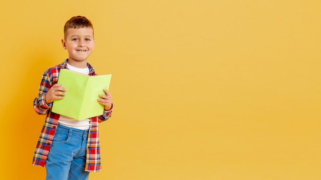 Kopiowanie Miejsca Cute Boy With Book