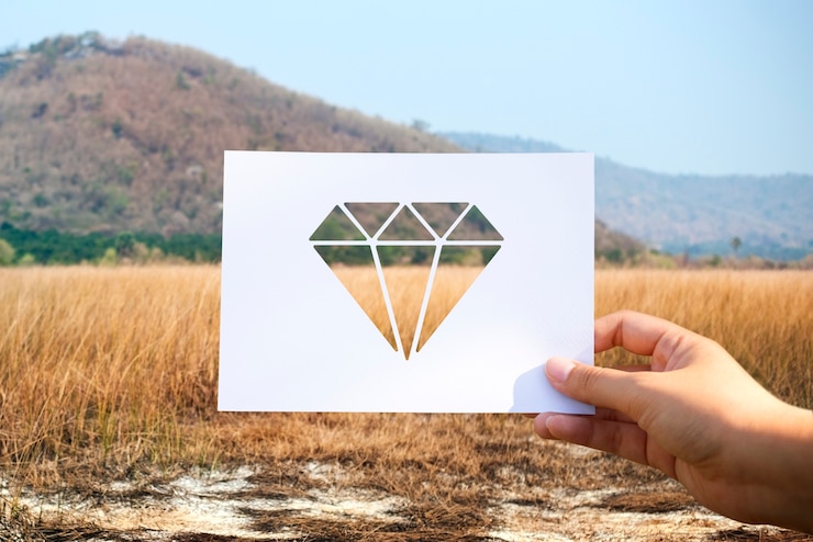 Bezpłatny plik Zdjęcie kosztowności biżuteria z diamentem perforowanym