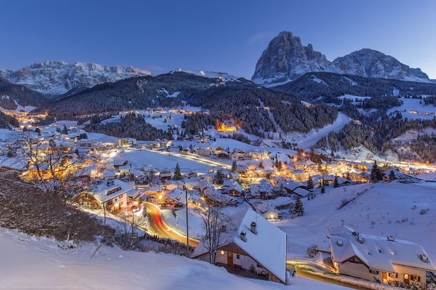 Bezpłatne zdjęcie krajobraz gór dolomitów