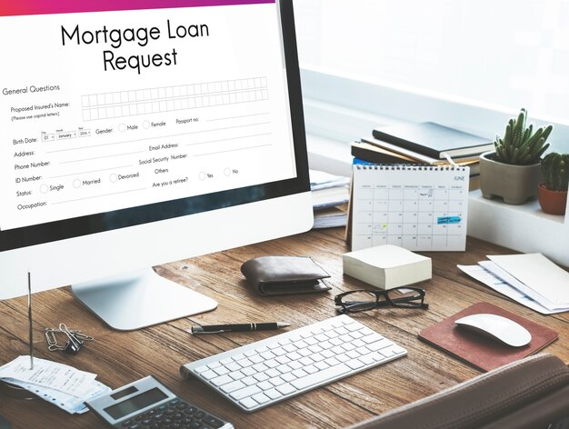 Kredyt hipoteczny, zastaw, refinansowanie, ubezpieczenie, koncepcja