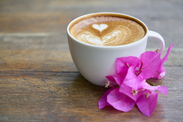 Bezpłatne zdjęcie latte coffee