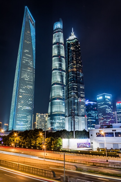Lekkie ślady na nowoczesnym tle budynku w Szanghaju Chiny