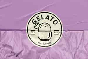 Bezpłatne zdjęcie logo lodziarni gelato ze zremiksowanymi mediami o fakturze pomarszczonego papieru