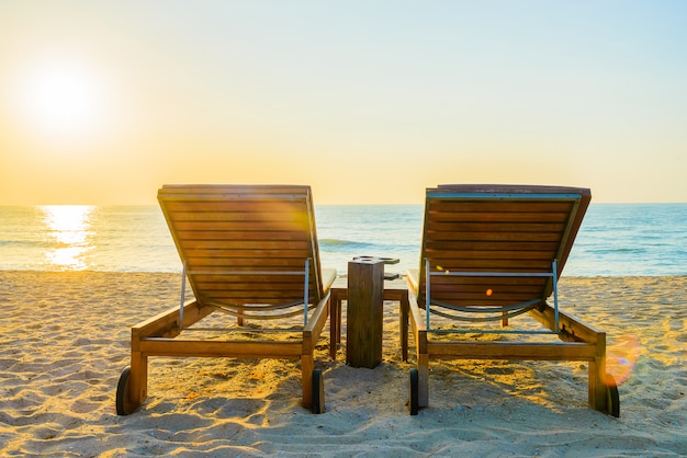 Bezpłatne zdjęcie Łóżko na plaży