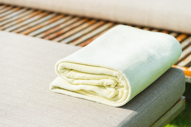luksusowe niebieski hotelowe ręczniki spa